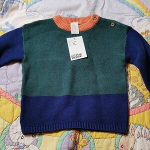 H and m nwt 9 to 12. Months sweater